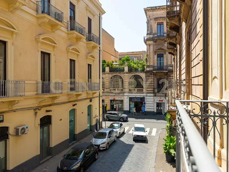 Immagine 42 di Appartamento in vendita  in Via Aloi 11 a Catania