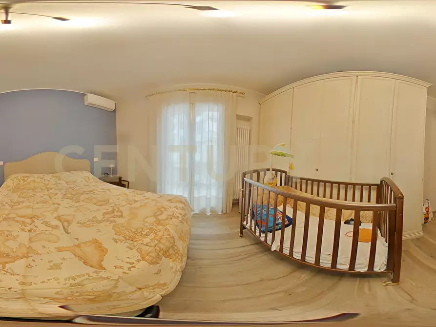 Immagine 55 di Quadrilocale in vendita  in Via Ludovico Ariosto 27 a Acireale