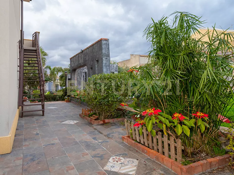 Immagine 11 di Casa bifamiliare in affitto  in VIA ETNEA 168 a Tremestieri Etneo