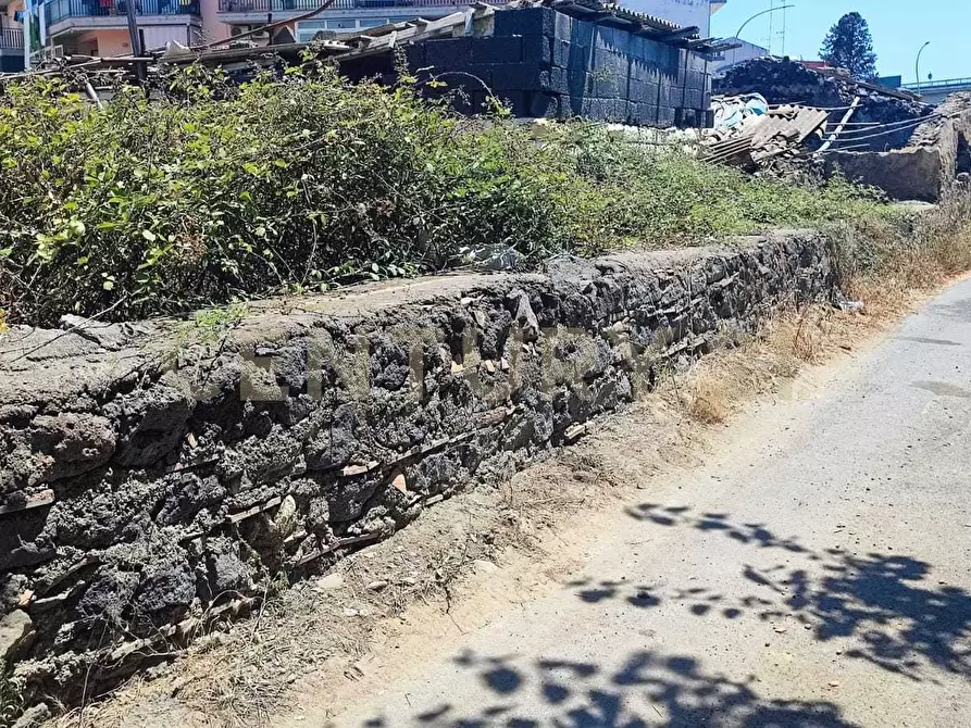 Immagine 22 di Casa trifamiliare in vendita  in Via Fossa della Creta sn a Catania