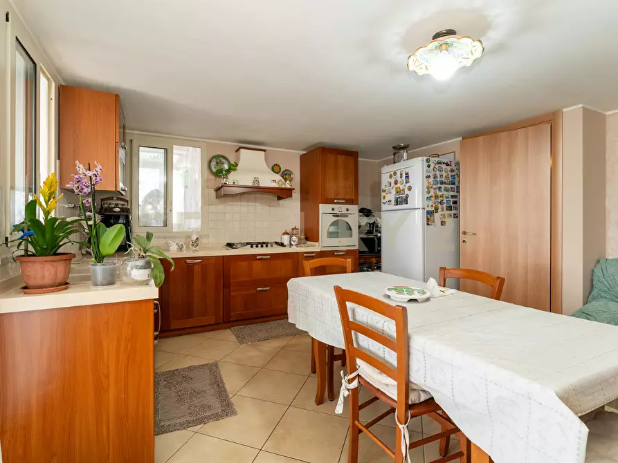 Immagine 39 di Pentalocale in vendita  in Via Acquedotto Greco 248 a Catania