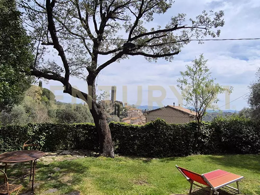 Immagine 1 di Quadrilocale in vendita  in via dei mille 38 a Magliano In Toscana