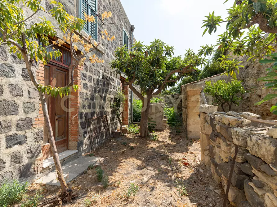 Immagine 75 di Casa indipendente in vendita  in Via Roma 68 a Vizzini