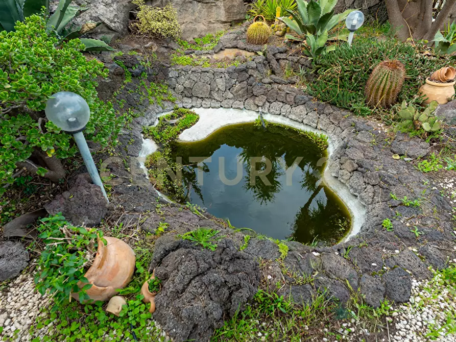 Immagine 78 di Villa in vendita  in Via Porto Marretti 17 a Mascalucia