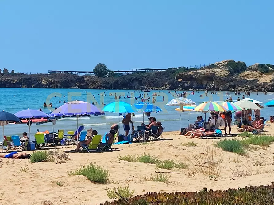 Immagine 12 di Villa in vendita  in VIA DEI CANALOTTI 91 a Ragusa