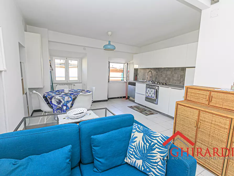 Immagine 1 di Bilocale in affitto  in VIA R.A.VIGNA 8 a Genova