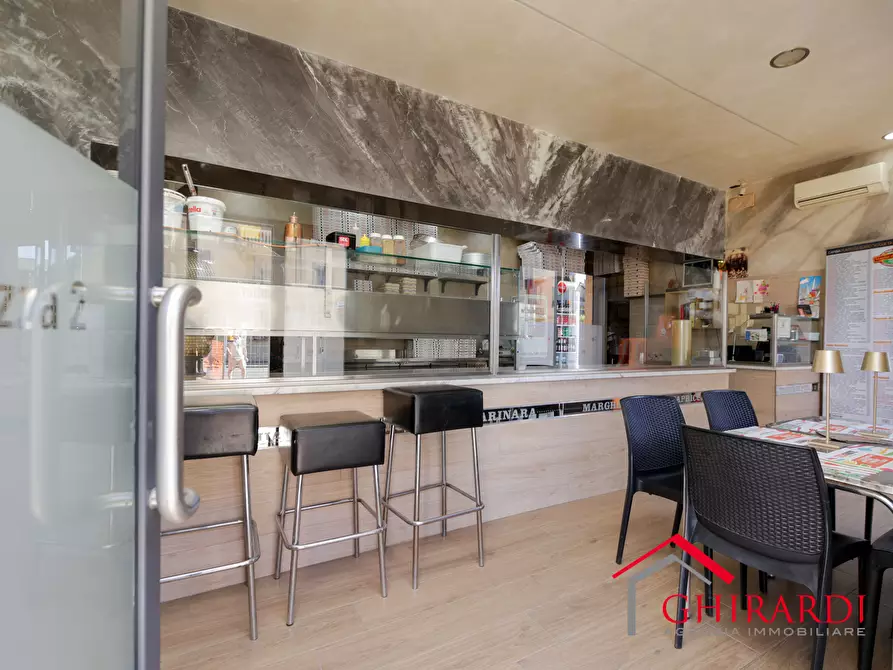 Immagine 9 di Pizzeria / Pub in vendita  in Lungomare di Pegli 39R a Genova