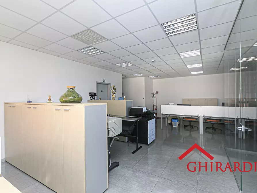Immagine 8 di Ufficio in vendita  in Via delle Nuove Tecnologie Enrico Albareto 21 a Genova