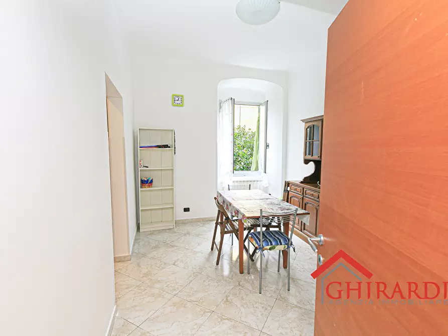 Immagine 10 di Trilocale in affitto  in VIA CHIARAVAGNA 9 a Genova