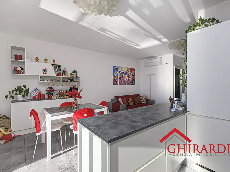 Immagine 12 di Trilocale in vendita  in VIA CIBRARIO SC B 33 a Genova