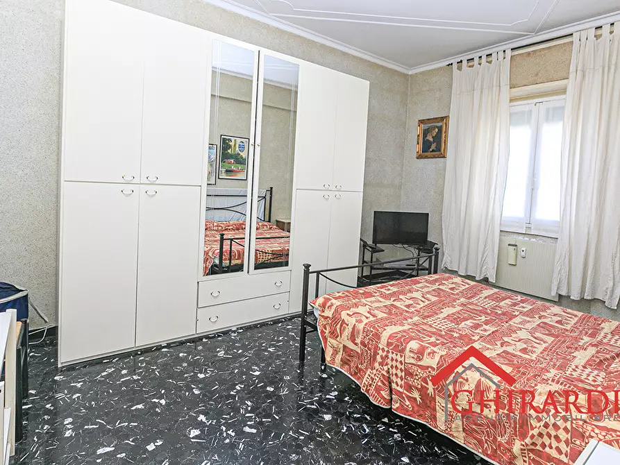 Immagine 14 di Trilocale in affitto  in VIA CANESI 56 a Genova