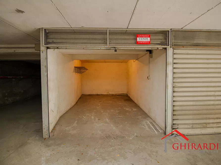 Immagine 40 di Bilocale in vendita  in VIA MURTOLA 62 a Genova