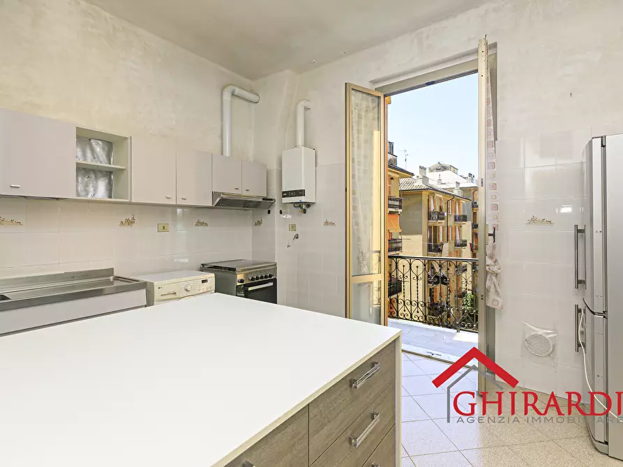 Immagine 10 di Quadrilocale in vendita  in Via Giuseppe de Notaris 4 a Genova