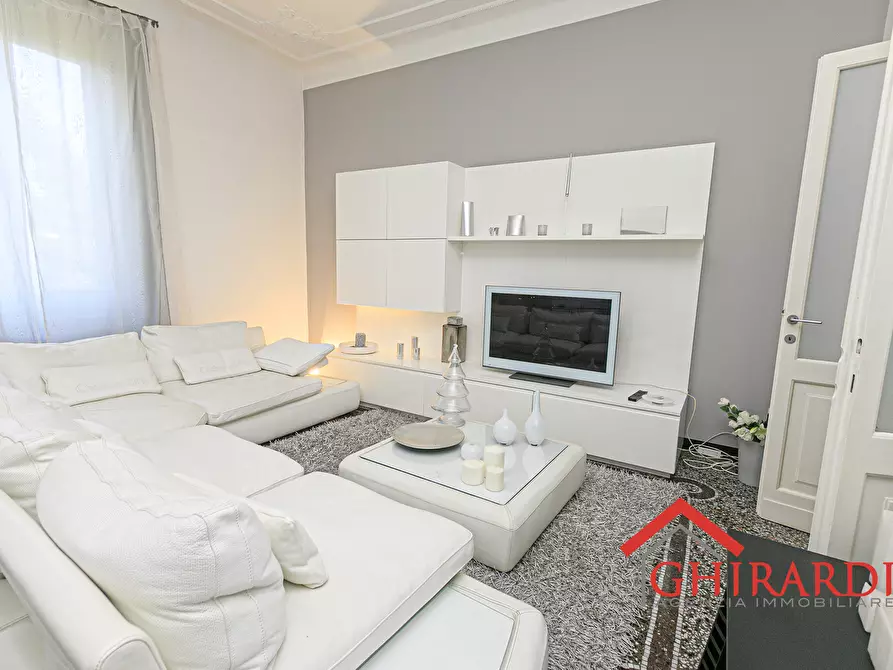 Immagine 9 di Pentalocale in vendita  in PIAZZA BONAVINO 11 a Genova