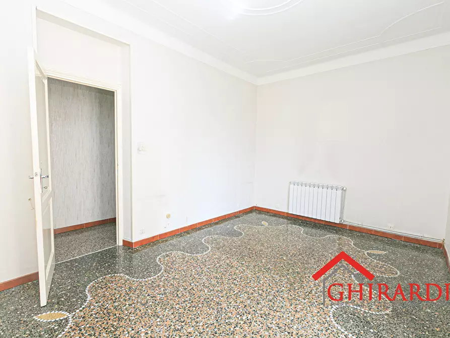 Immagine 8 di Bilocale in vendita  in VIA ANDREA DEL SARTO 15 a Genova