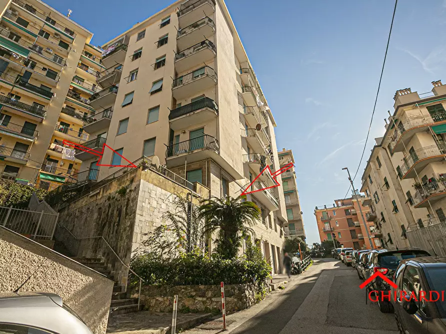 Immagine 1 di Bilocale in affitto  in Via Lodovico Calda 38 a Genova