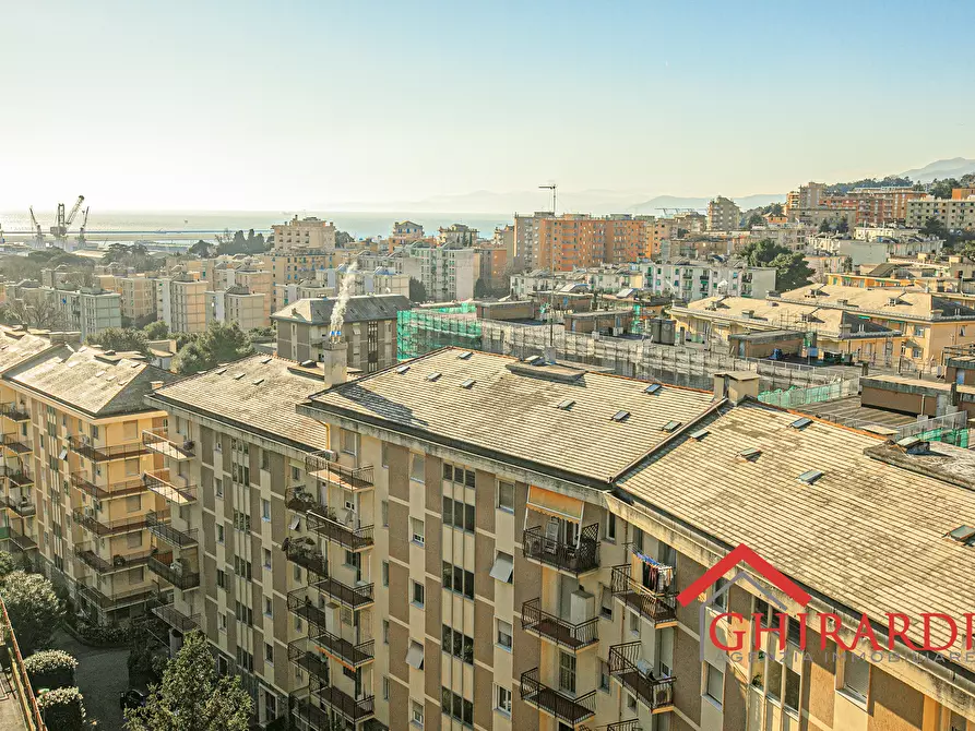 appartamento in vendita a Genova in zona Sestri Ponente