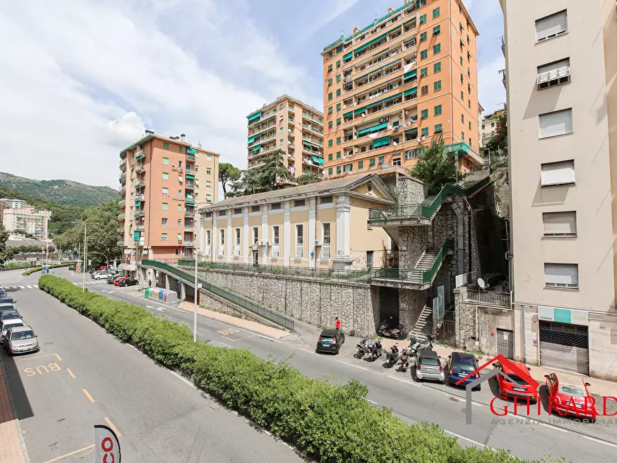 Immagine 24 di Trilocale in vendita  in Corso A. De Stefanis 54 a Genova