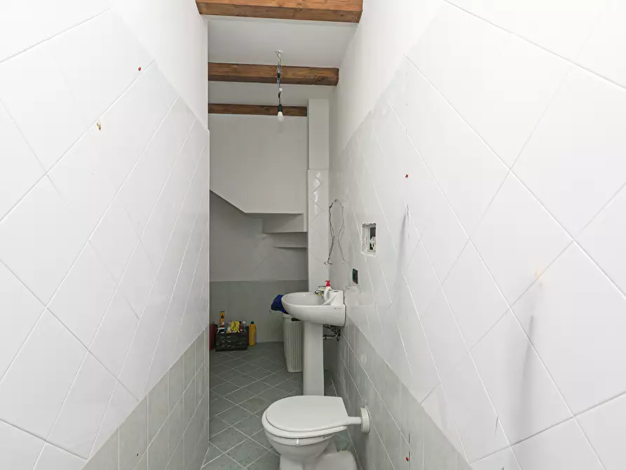 Immagine 16 di Trilocale in vendita  in Via Fra Giovanni Angelo Montorsoli 3 a Genova