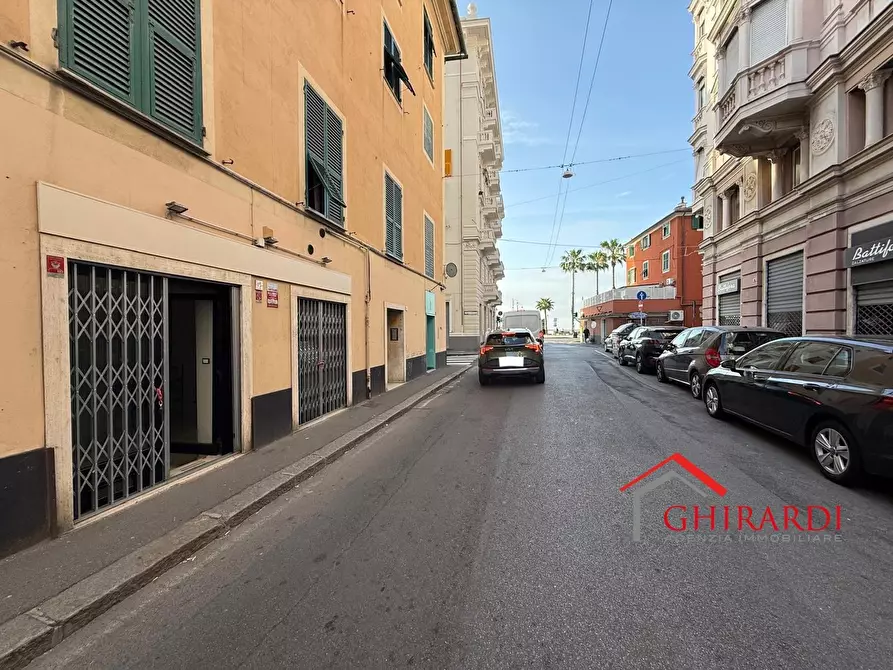 Immagine 1 di Locale commerciale in affitto  in Via Giovanni Opisso 15 a Genova
