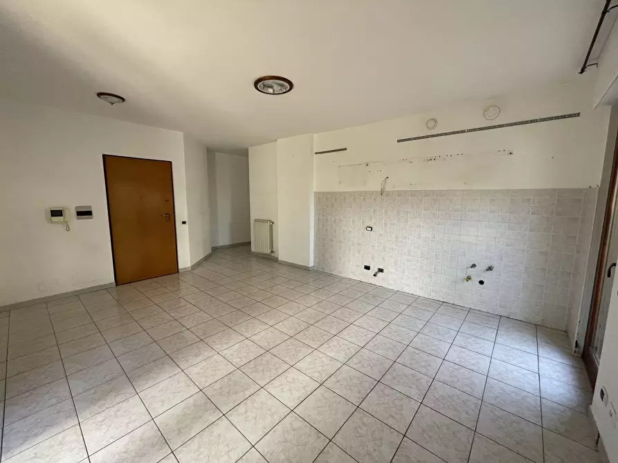 Immagine 4 di Trilocale in vendita  in Via Cannucciari 1 a Nettuno