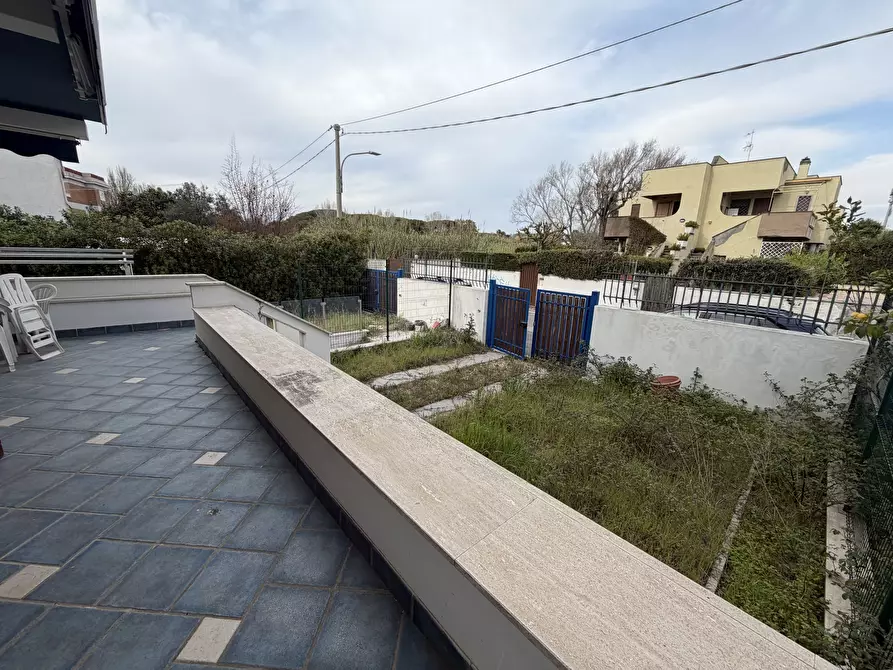 Immagine 18 di Casa indipendente in vendita  in Viale stella Marina 127 a Anzio