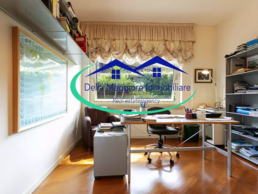 Immagine 16 di Villa in vendita  in Via di Montenero a Livorno