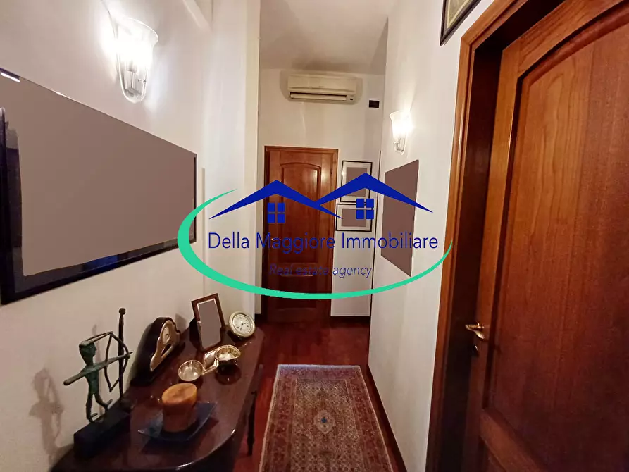 Immagine 17 di Appartamento in vendita  a Livorno