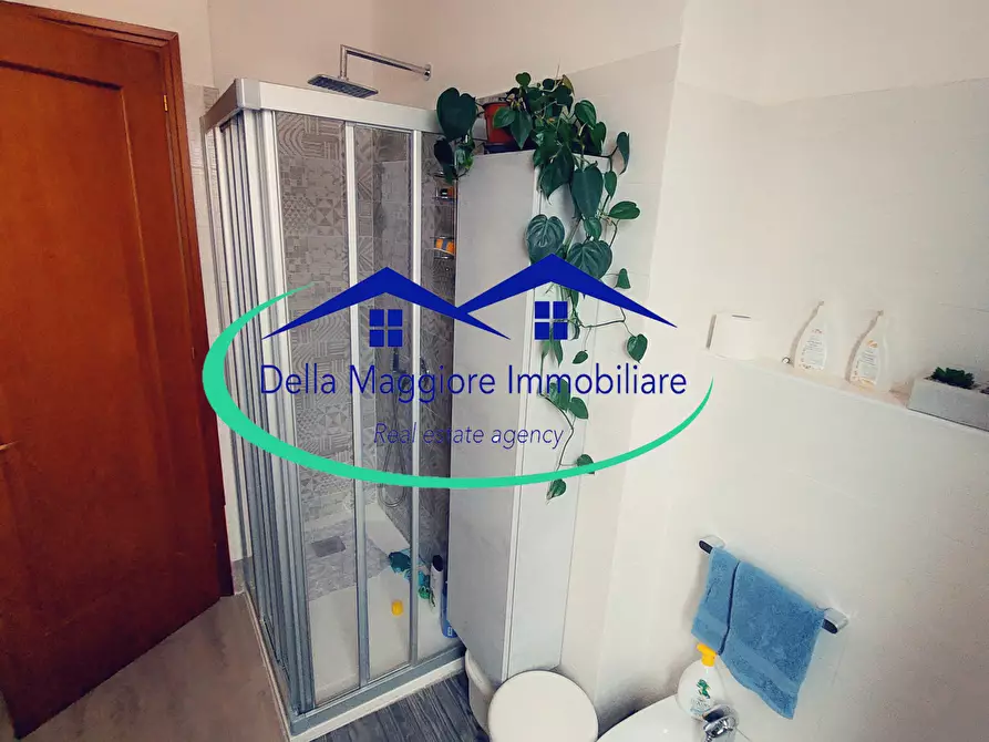 Immagine 24 di Villetta a schiera in vendita  a Livorno