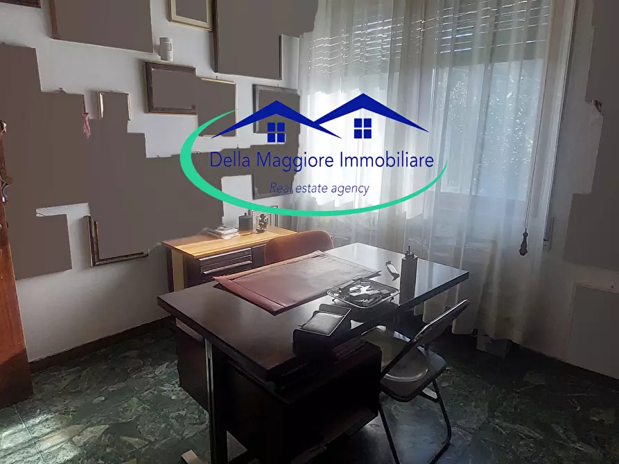 Immagine 16 di Villa in vendita  in via di montenero a Livorno