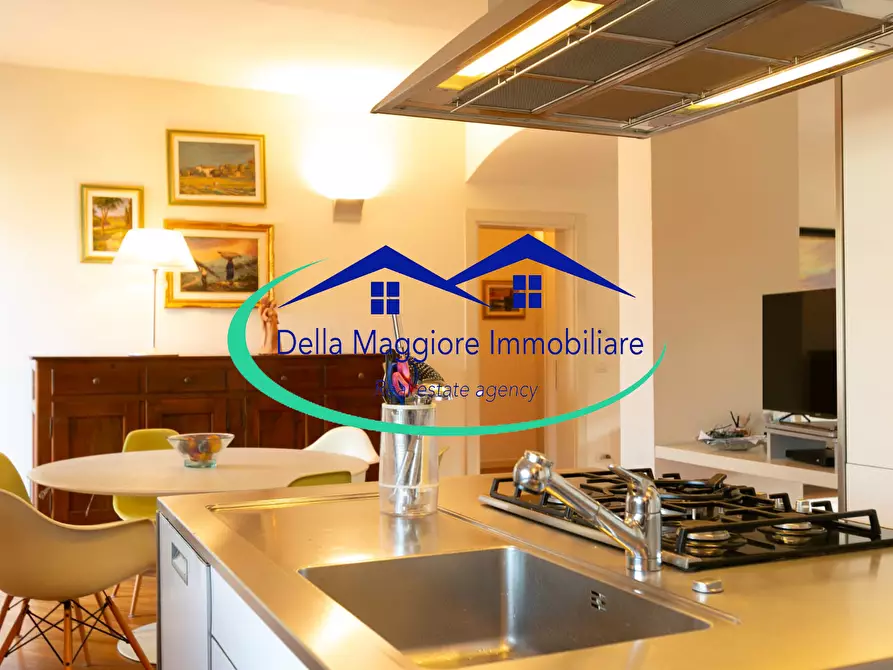 Immagine 17 di Villa in vendita  in Via di Montenero a Livorno