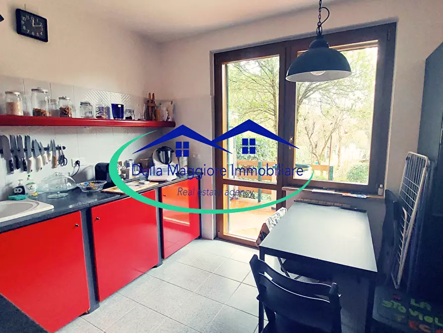 Immagine 14 di Villetta a schiera in vendita  a Livorno