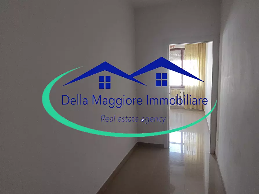 Immagine 7 di Pentalocale in vendita  in via Goito a Livorno