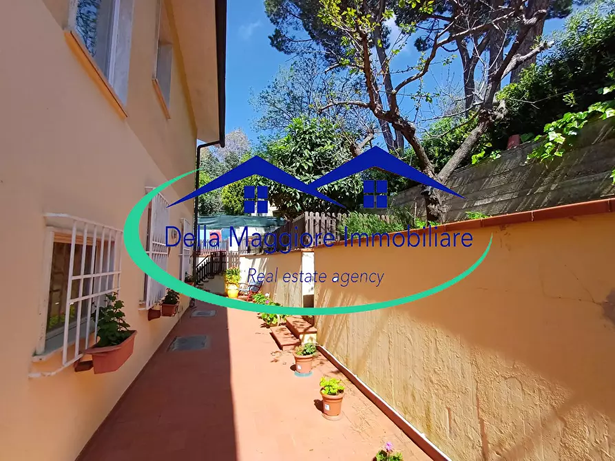 Immagine 43 di Casa bifamiliare in vendita  in piazza delle carrozze 3 a Livorno