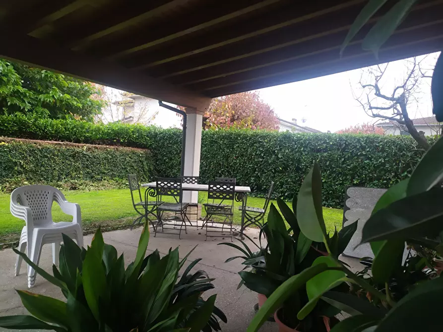 Immagine 2 di Casa indipendente in vendita  a Sabbioneta