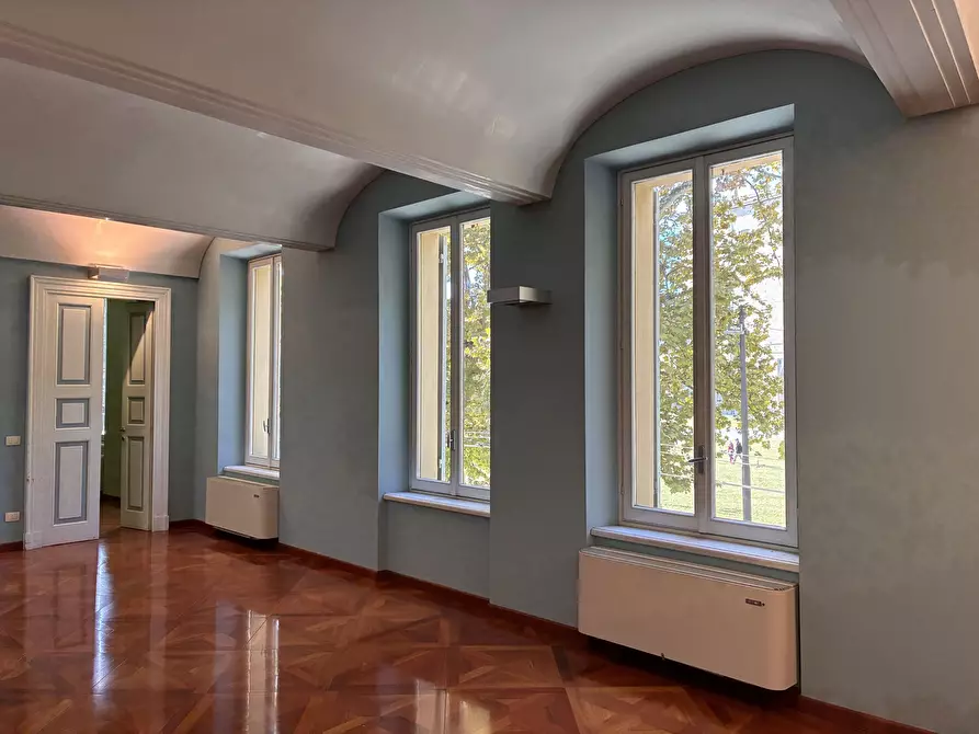 Immagine 4 di Ufficio in affitto  a Parma