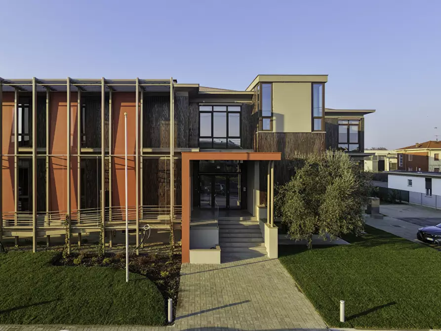 Immagine 3 di Ufficio in affitto  in via Ferdinando Bernini 32 a Parma