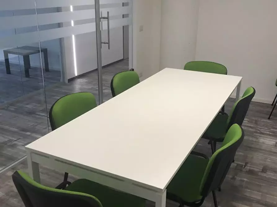 Immagine 2 di Ufficio in affitto  in Via Zambra 11 a Trento