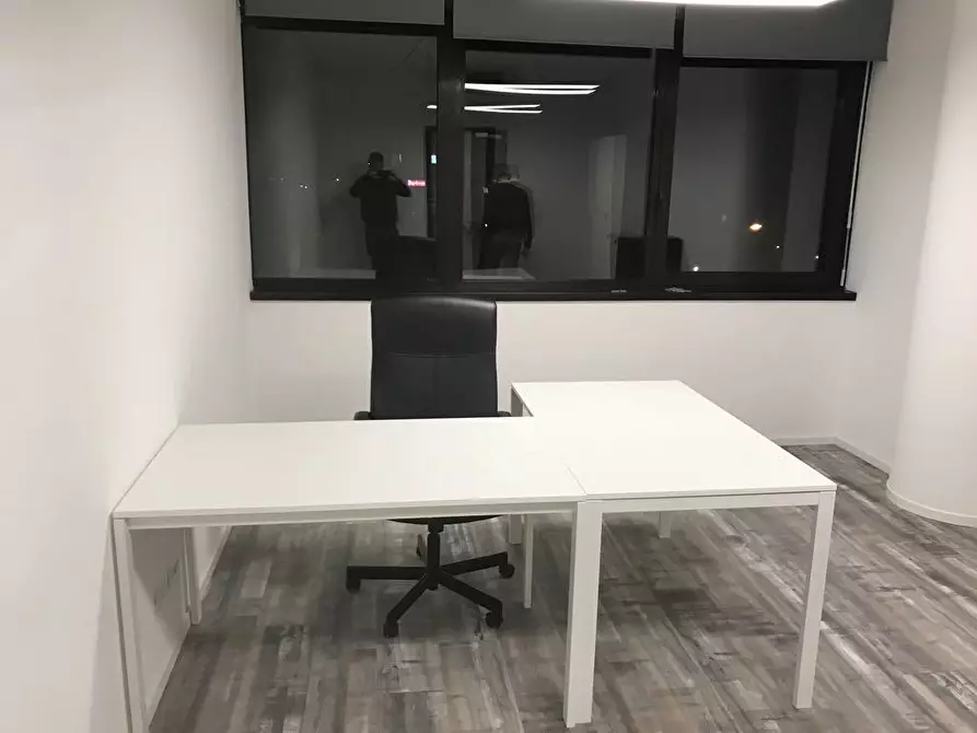 Immagine 4 di Ufficio in affitto  in Via Zambra 11 a Trento