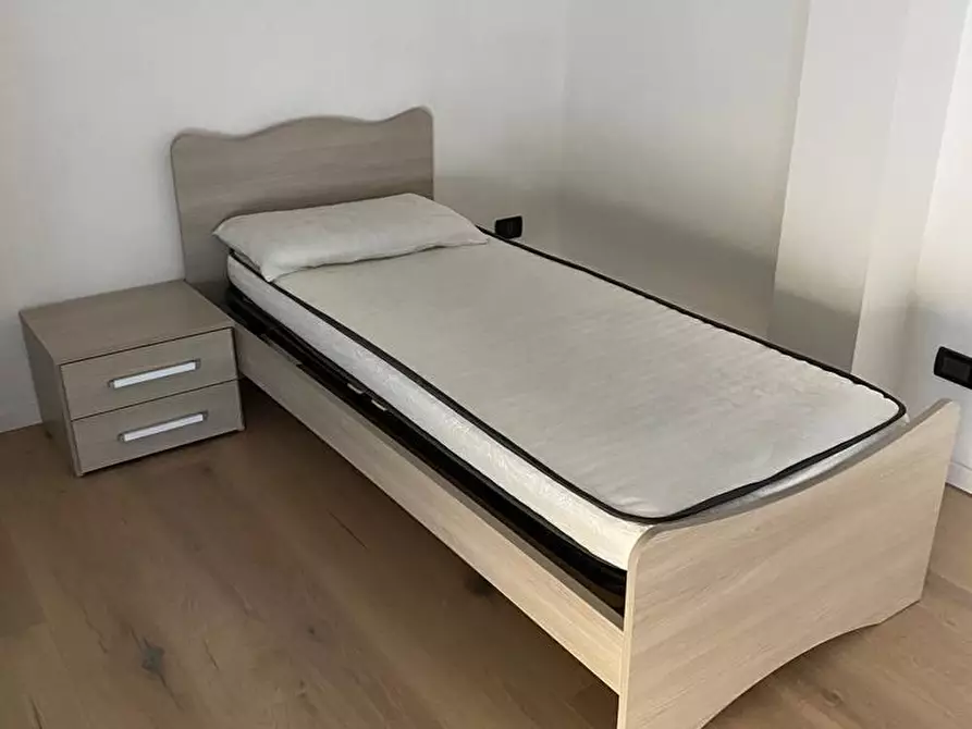 Immagine 2 di Stanza singola in affitto  in VIA SAN BARTOLOMEO a Trento