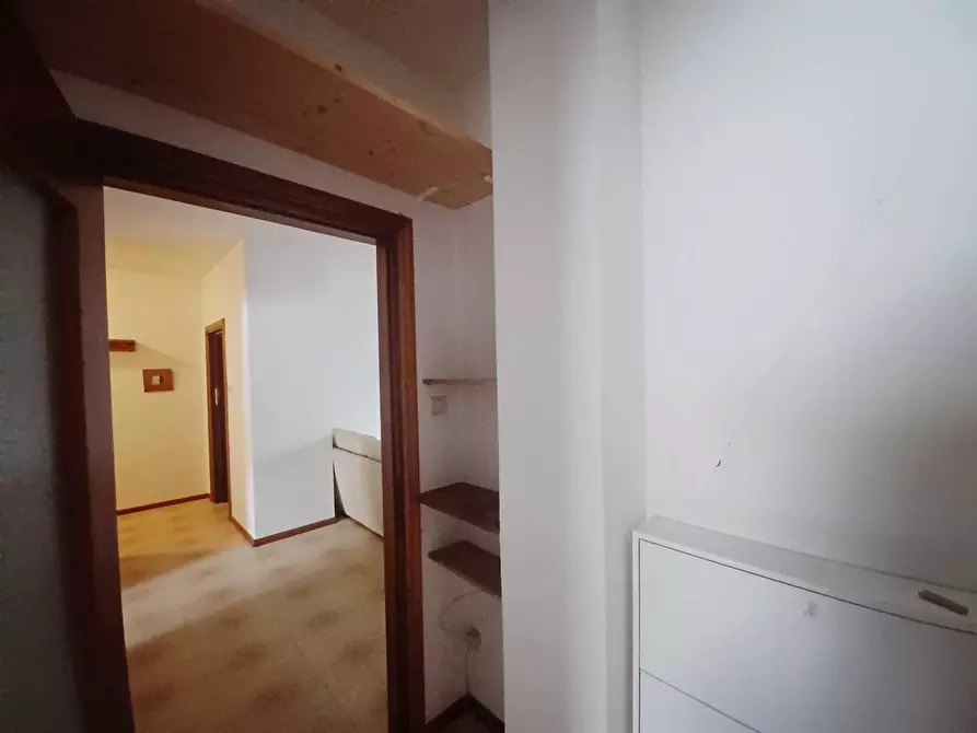 Immagine 7 di Quadrilocale in affitto  a Trento