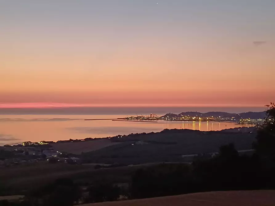 Immagine 4 di Porzione di casa in vendita  in Via Barcaglione a Ancona
