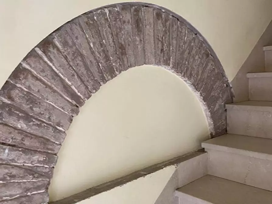 Immagine 12 di Bilocale in affitto  in via roncisvalle a Osimo