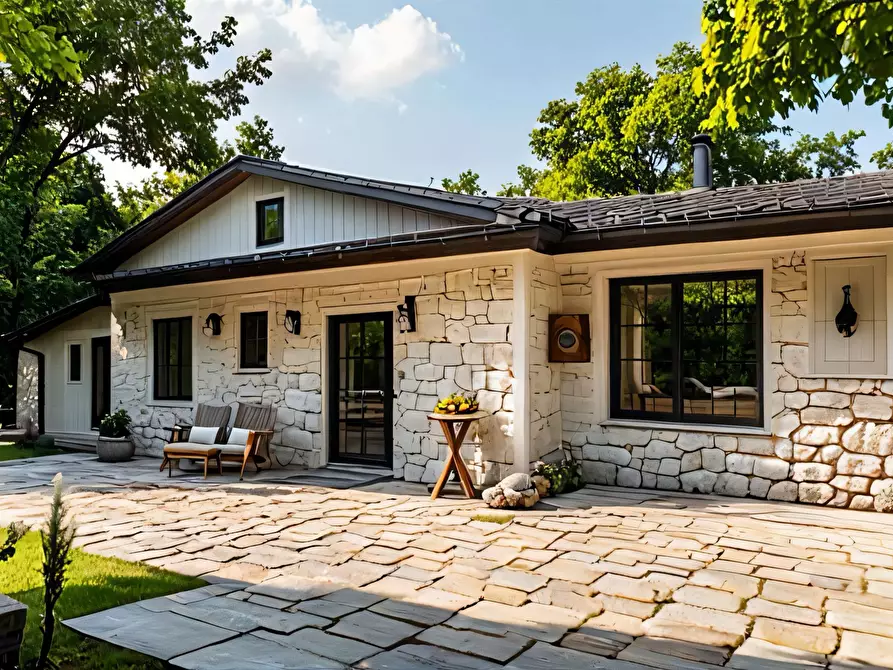 Immagine 1 di Rustico / casale in vendita  in Massignano a Ancona