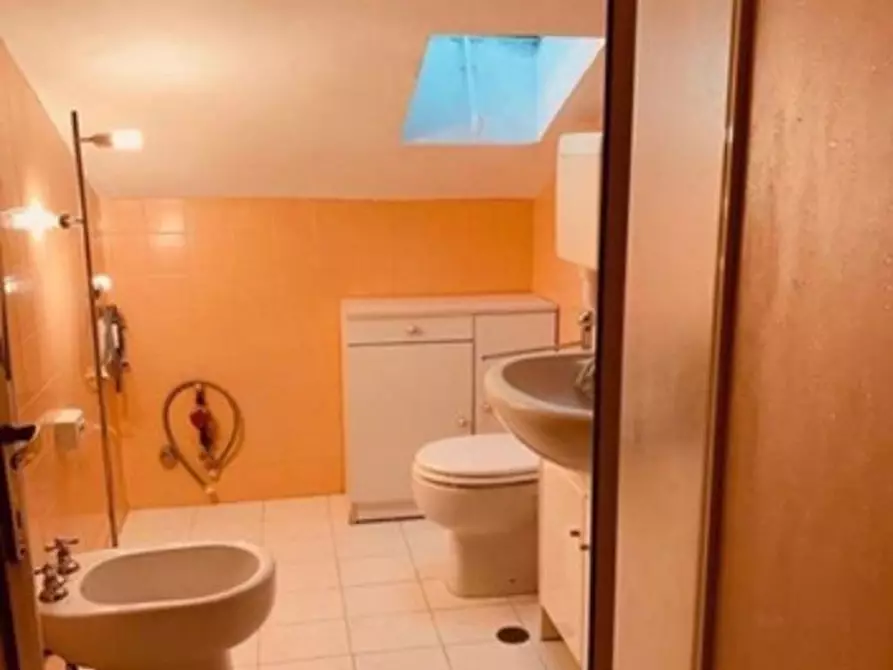 Immagine 6 di Bilocale in vendita  in via tiziano a Ancona