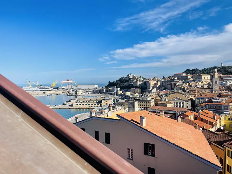 Immagine 24 di Bilocale in affitto  in Via Astagno a Ancona