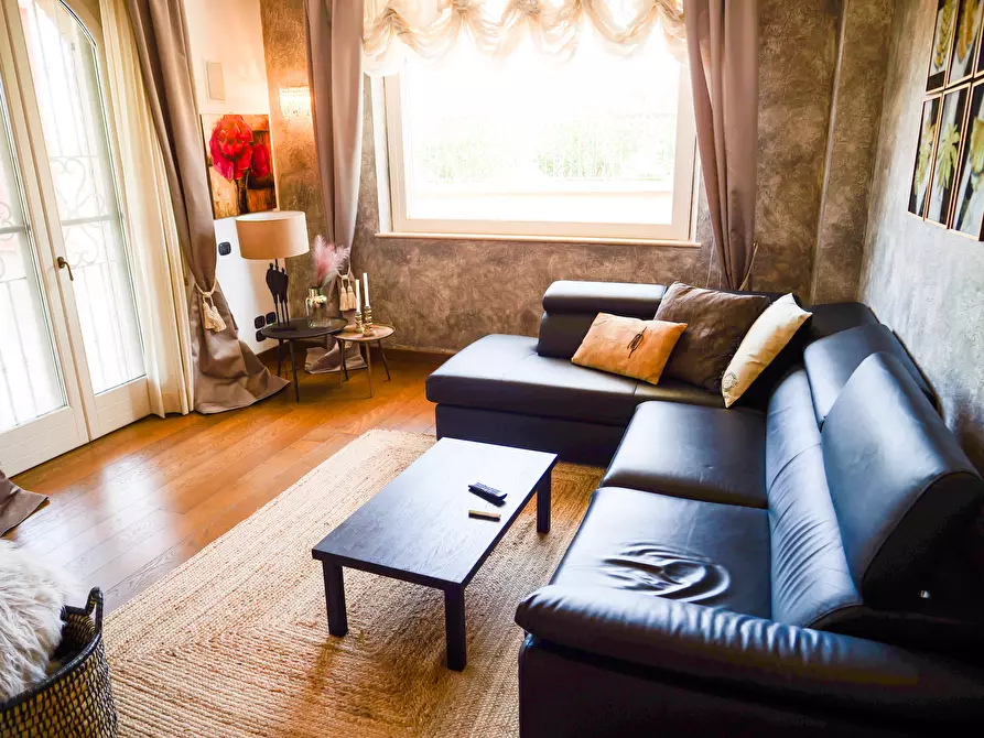 Immagine 16 di Villa in vendita  in Via Passarini a Recanati