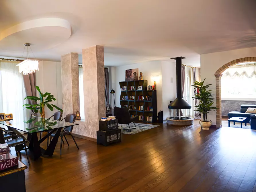 Immagine 20 di Villa in vendita  in Via Passarini a Recanati