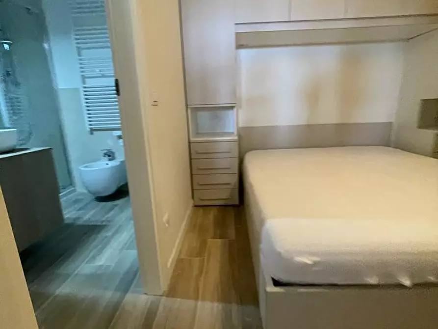 Immagine 20 di Bilocale in vendita  in Via Claudio Salmoni a Ancona