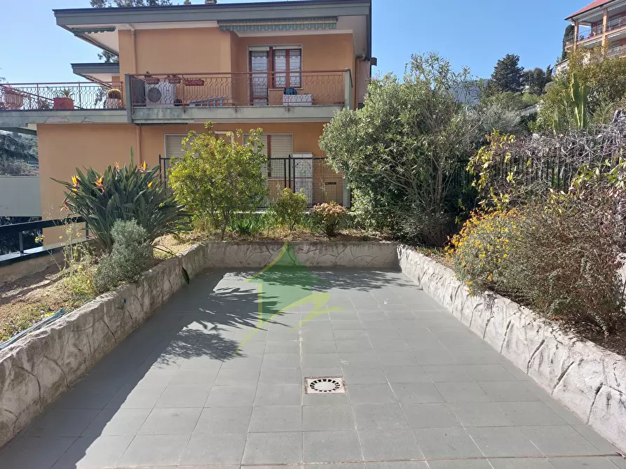 Immagine 16 di Trilocale in affitto  in Via Vallarino 78 a San Remo